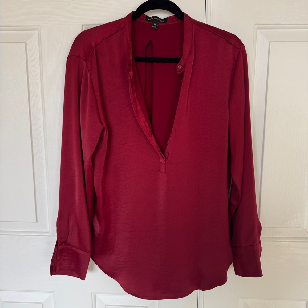 Banana Republic Hammered Silk Deep Red Women's Blouse
